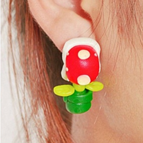 ❤️ FREE Mario Plant Mushroom Plant Hipster Game Graphic Hippie Cactus Earrings - Picture 1 of 2